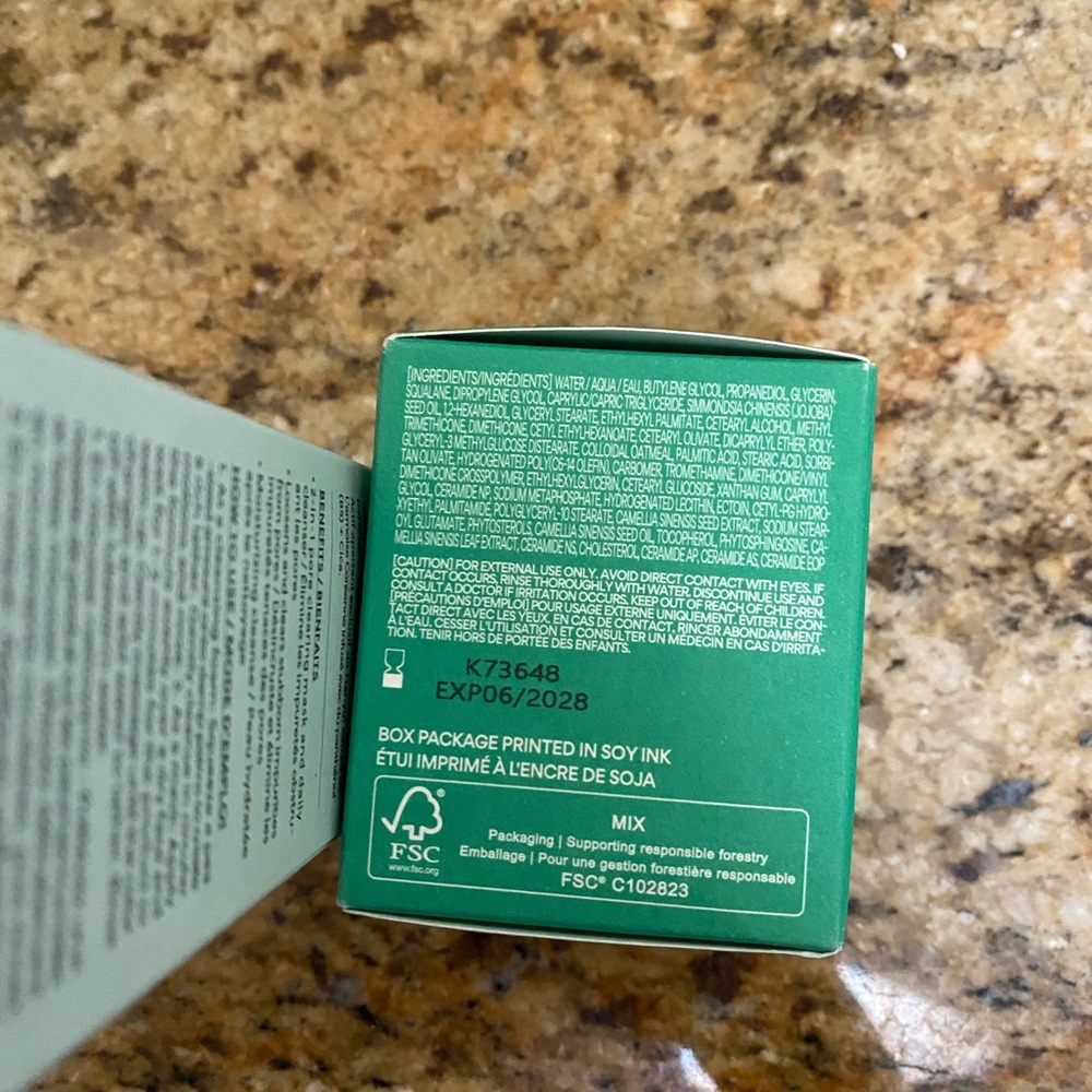 Korean skincare bundle New with box Hanyul and InnisFree - Picture 5 of 5